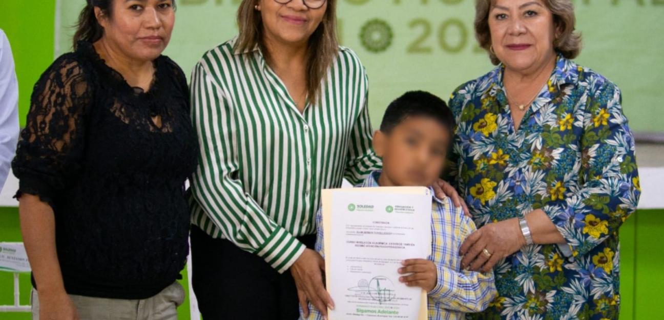 Estudiantes soledenses concluyen exitosamente curso de nivelación académica y atención psicopedagógica