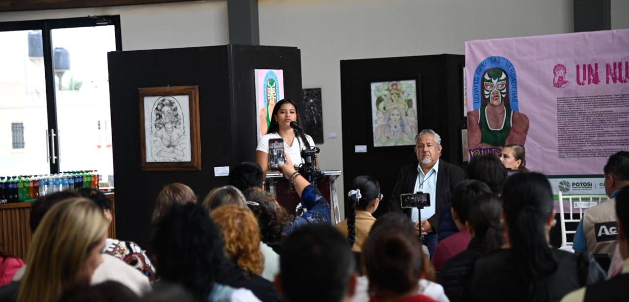 Ayuntamiento de Soledad impulsa el talento local con exposición pictórica en Teatro Doroteo Arango