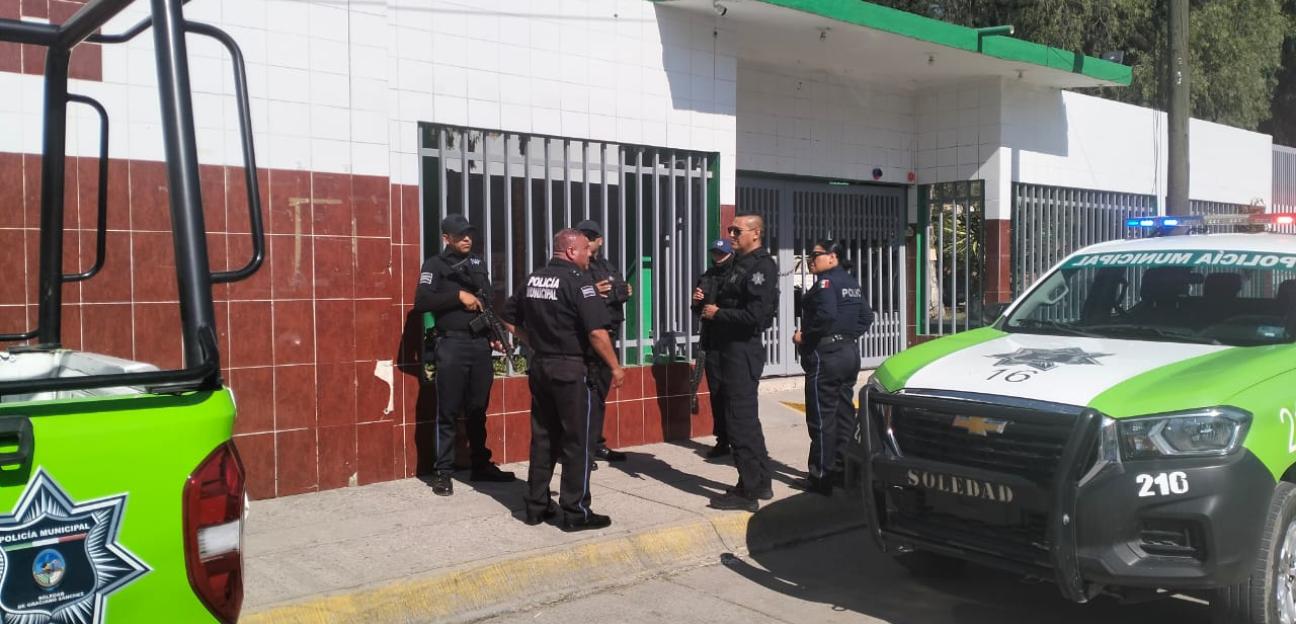 Seguridad Pública de Soledad refuerza vigilancia a planteles durante puente vacacional con operativo Escuela Segura