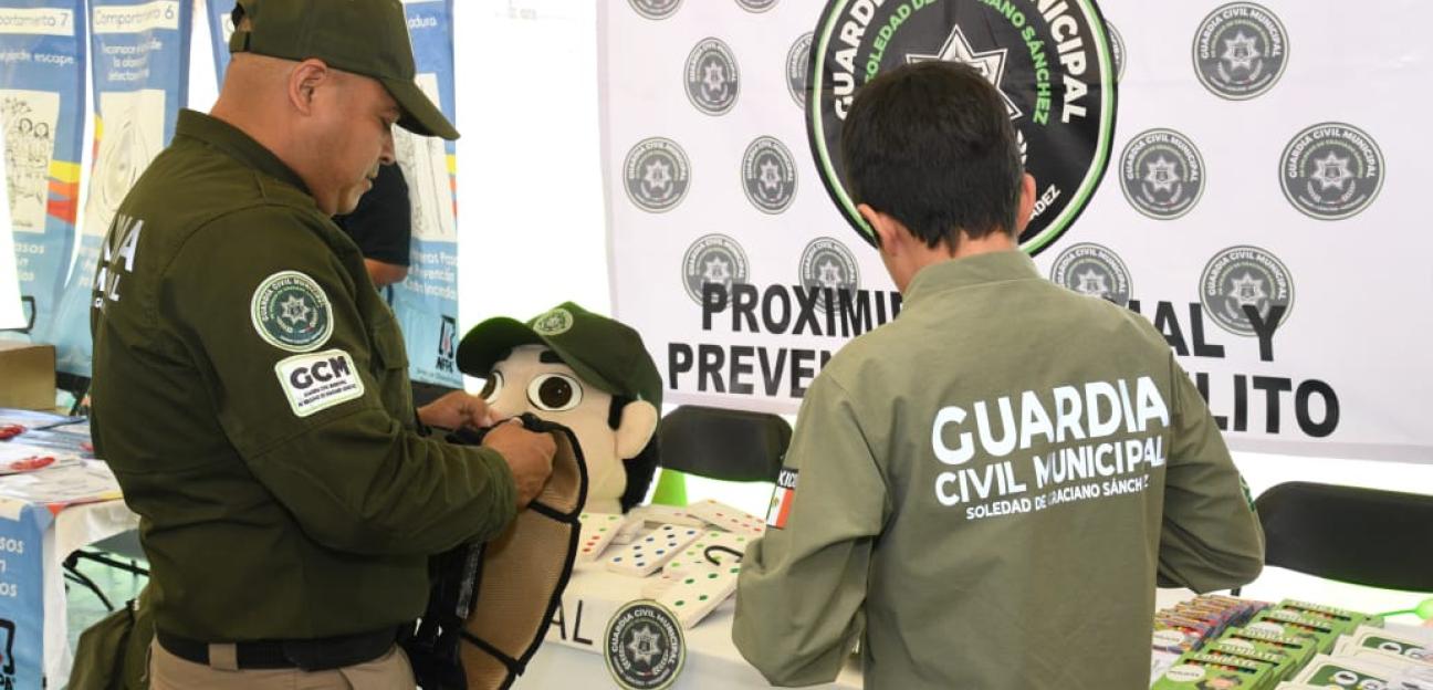 Ferias de Seguridad en colonias, estrategia para la proximidad social con las familias soledenses