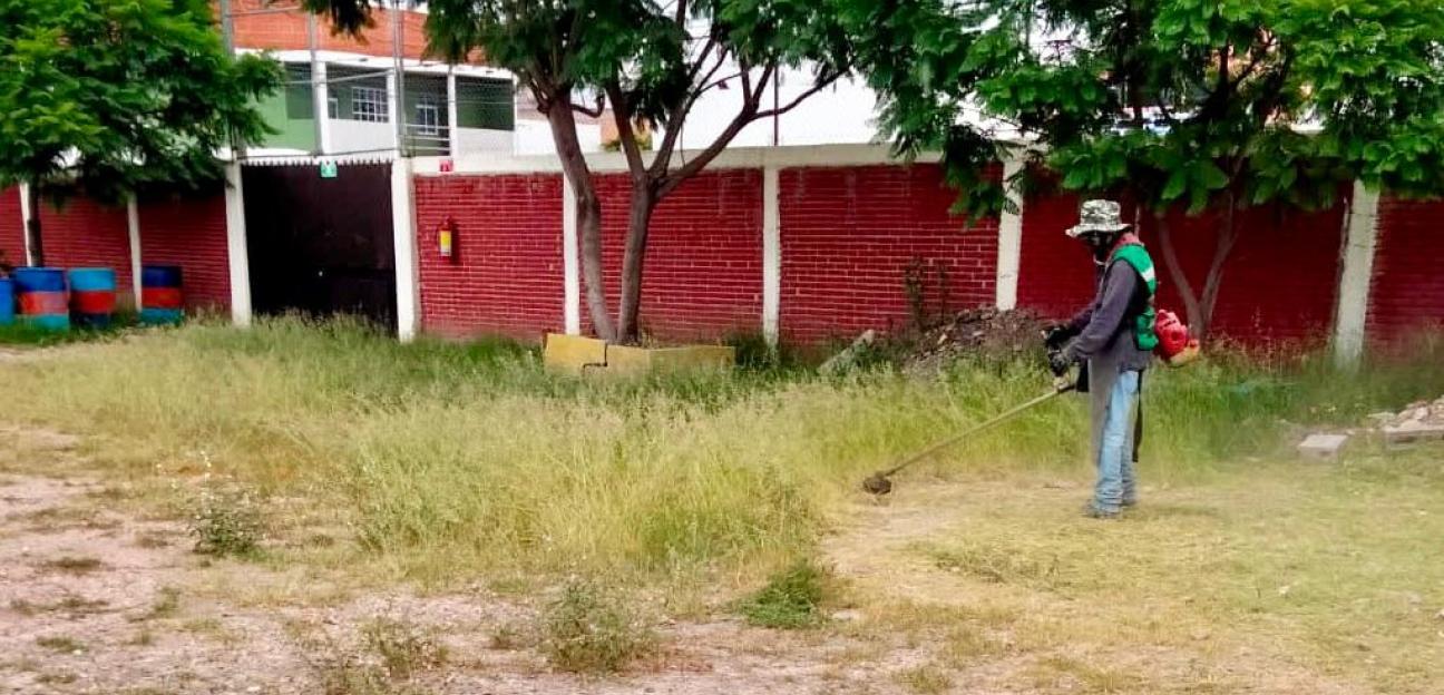 Gobierno de Soledad fortalece limpieza y mantenimiento de escuelas para el regreso a clases