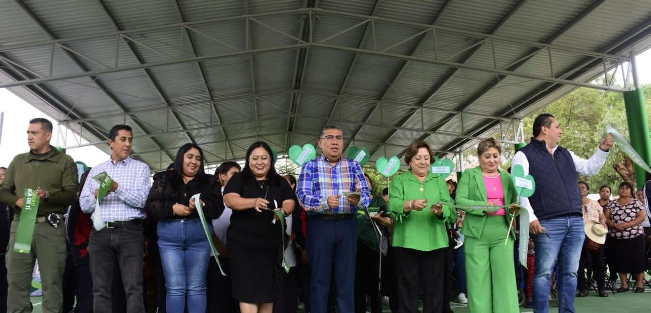 Alcalde Navarro Muñiz entrega infraestructura educativa a telesecundaria en el Zapote