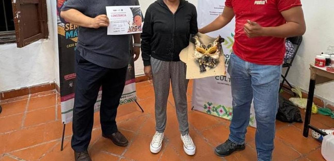 Exitosa clausura y destacada participación en curso de máscaras cosplay en Soledad