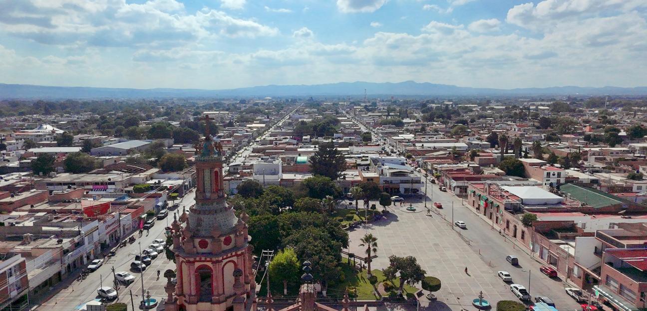 Alcalde Juan Manuel Navarro Muñoz reconoce a ciudadanos distinguidos en aniversario de la fundación de Soledad