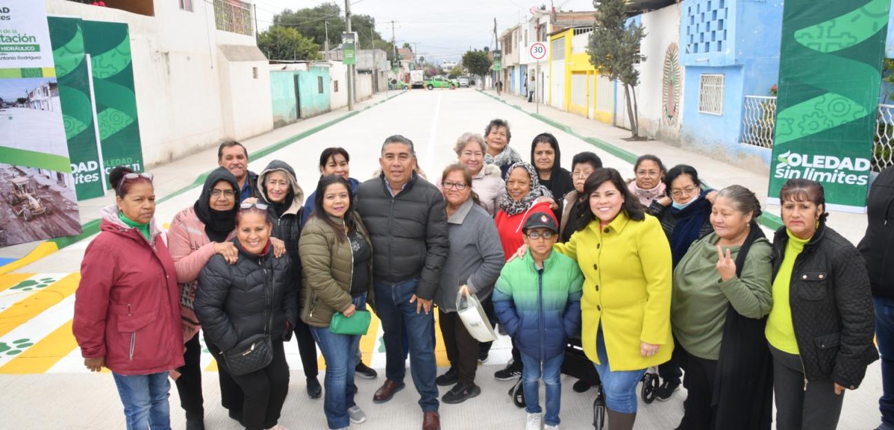 En 40 días, Ayuntamiento de Soledad entrega pavimentación de calle Lino Gómez