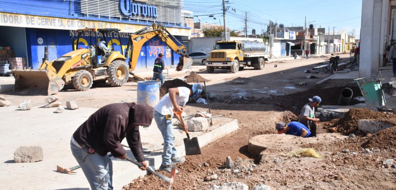 Pavimentación con concreto hidráulico transforma la avenida Camino al Ejido La Libertad en Soledad