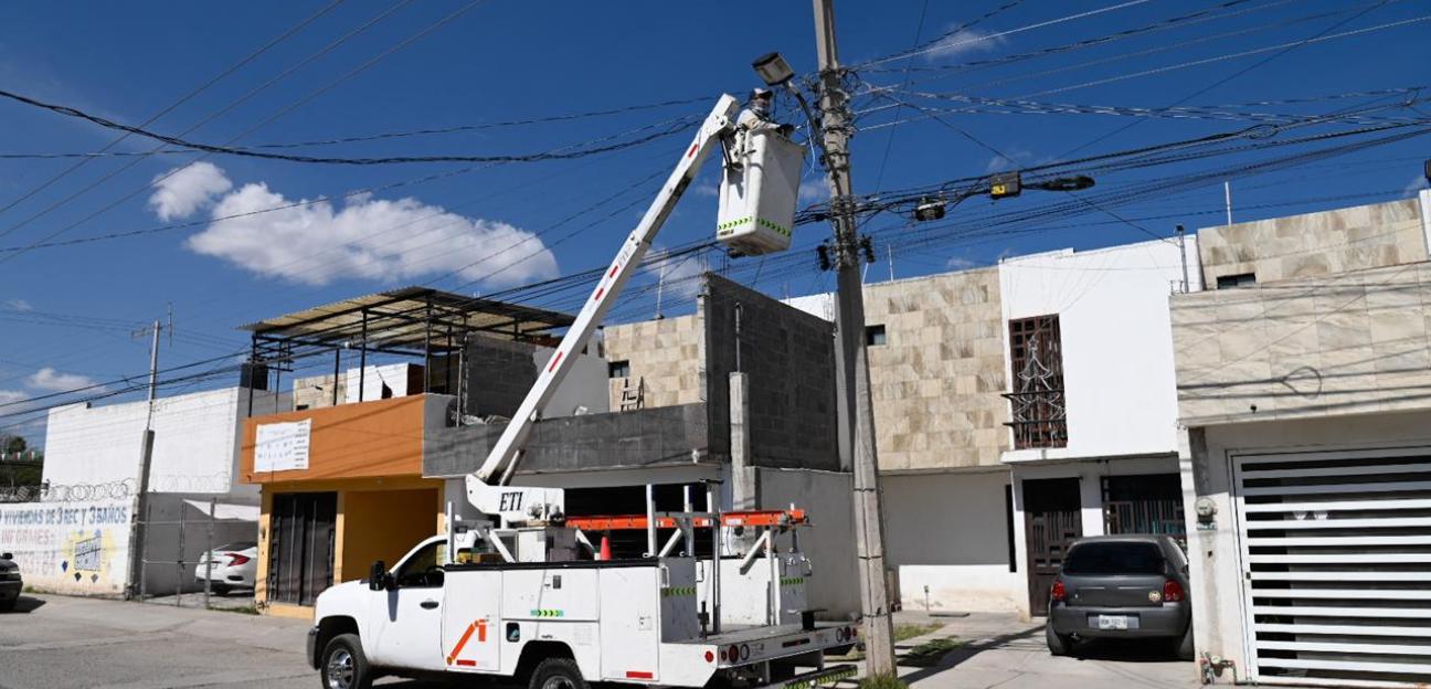 Con inmediatez, la atención y rehabilitación de alumbrado público en Soledad de G.S.