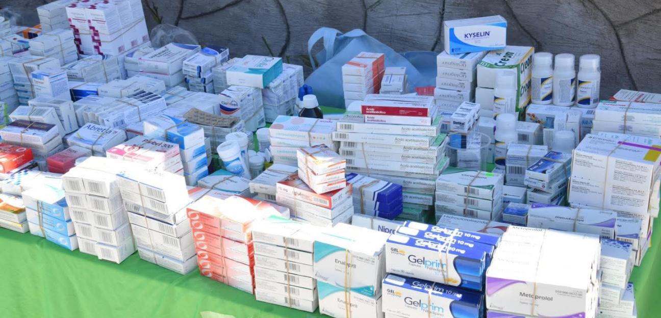 Gobierno de Soledad refuerza donación de medicamento a familias con horario ampliado