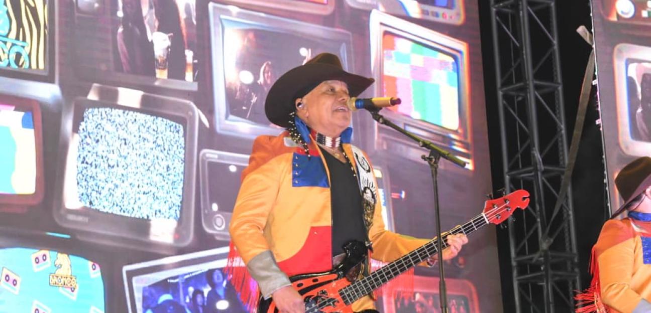 Con espectáculo de primer nivel, Bronco enamora a miles en el corazón de Soledad