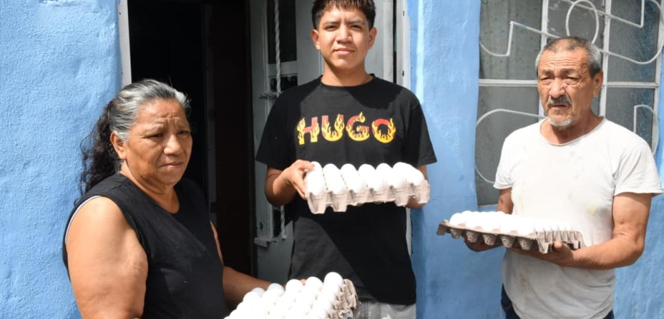 Gobierno de Soledad promueve calidad alimentaria con Huevo Casa por Casa a más familias