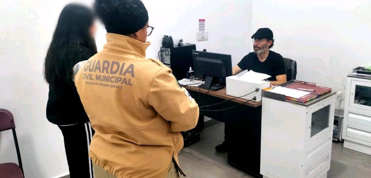 A través de UAVI, gobierno soledense despliega firmes acciones contra la violencia familiar