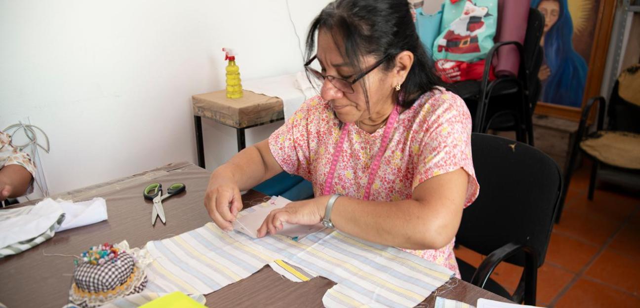 Ayuntamiento de Soledad fomenta el autoempleo con taller gratuito de corte y confección