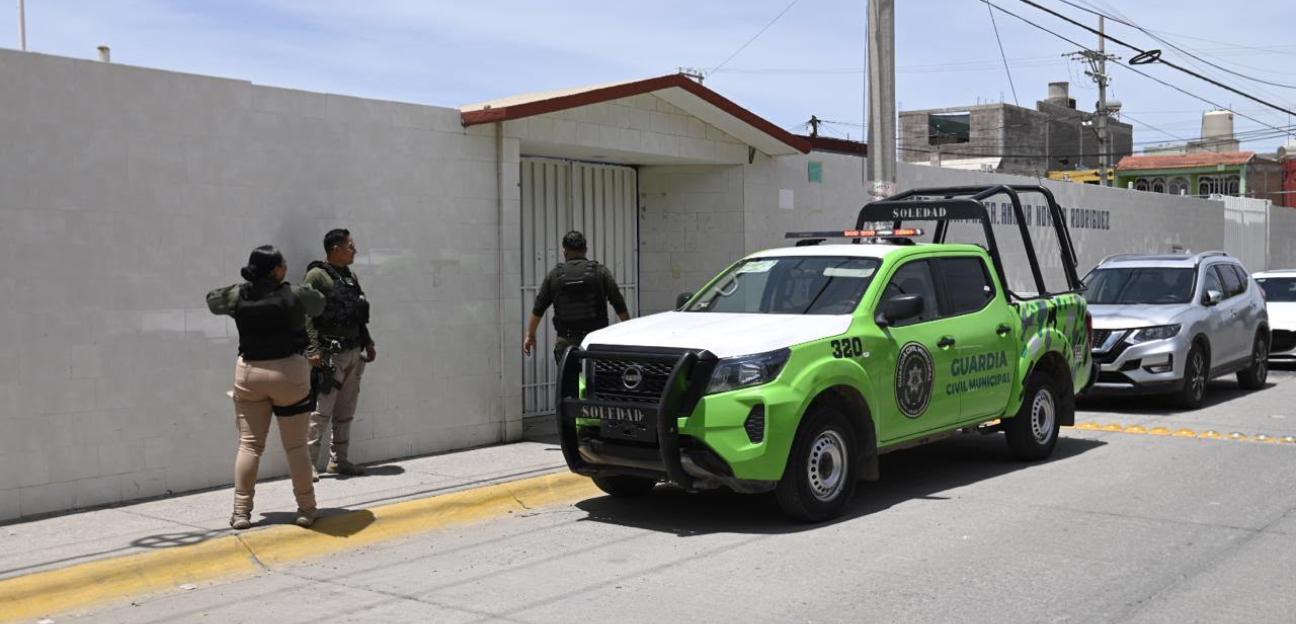 Garantiza Ayuntamiento de Soledad seguridad en planteles escolares durante el periodo vacacional